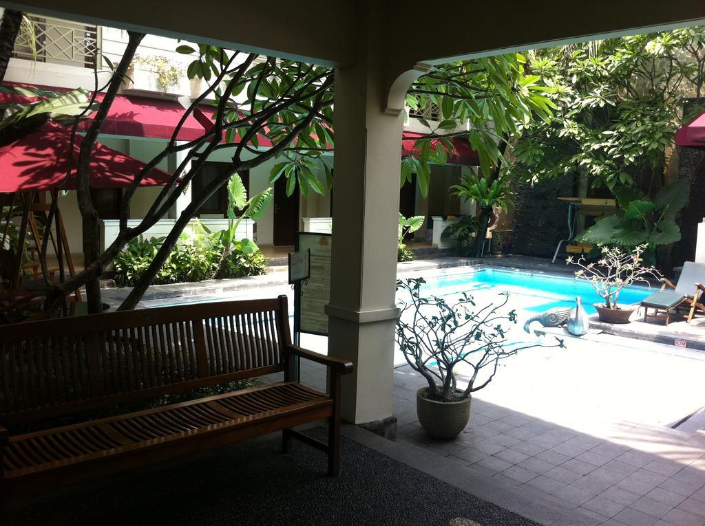 Hotel Indah Palace Yogyakarta Extérieur photo