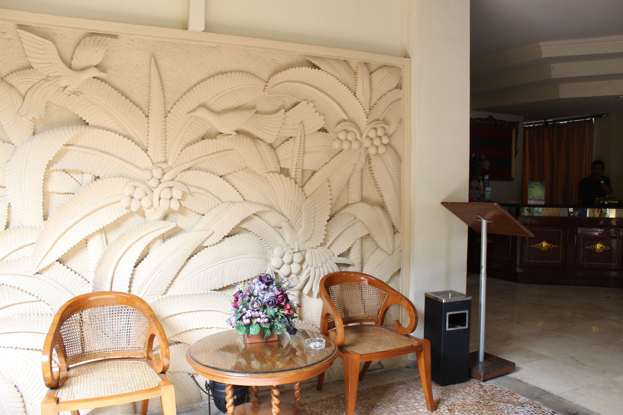 Hotel Indah Palace Yogyakarta Extérieur photo